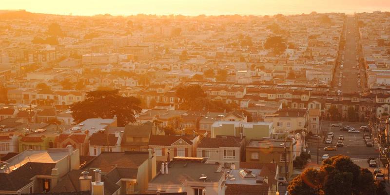 管理咨询如何赋能家族企业传承：新视野咨询在领导力发展与现代化转型中的关键角色